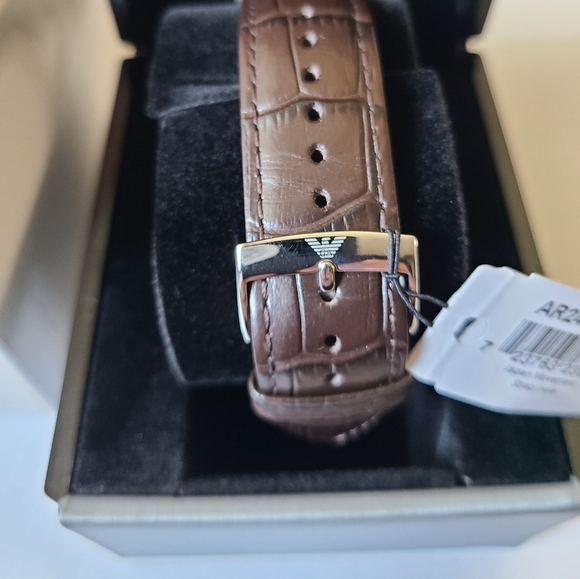 Emporio Armani Croc Embossed Band Watch NWT - Picture 3 of 7